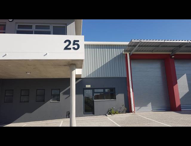 499M² FACTORY TO LET IN STIKLAND INDUSTRIAL